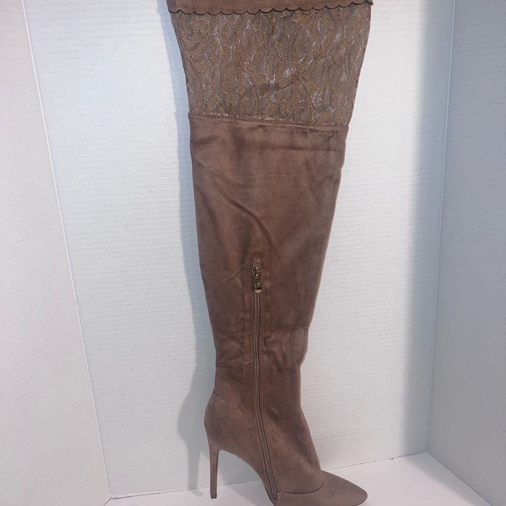 Women's Knee-High Brown Suede Stiletto Boots